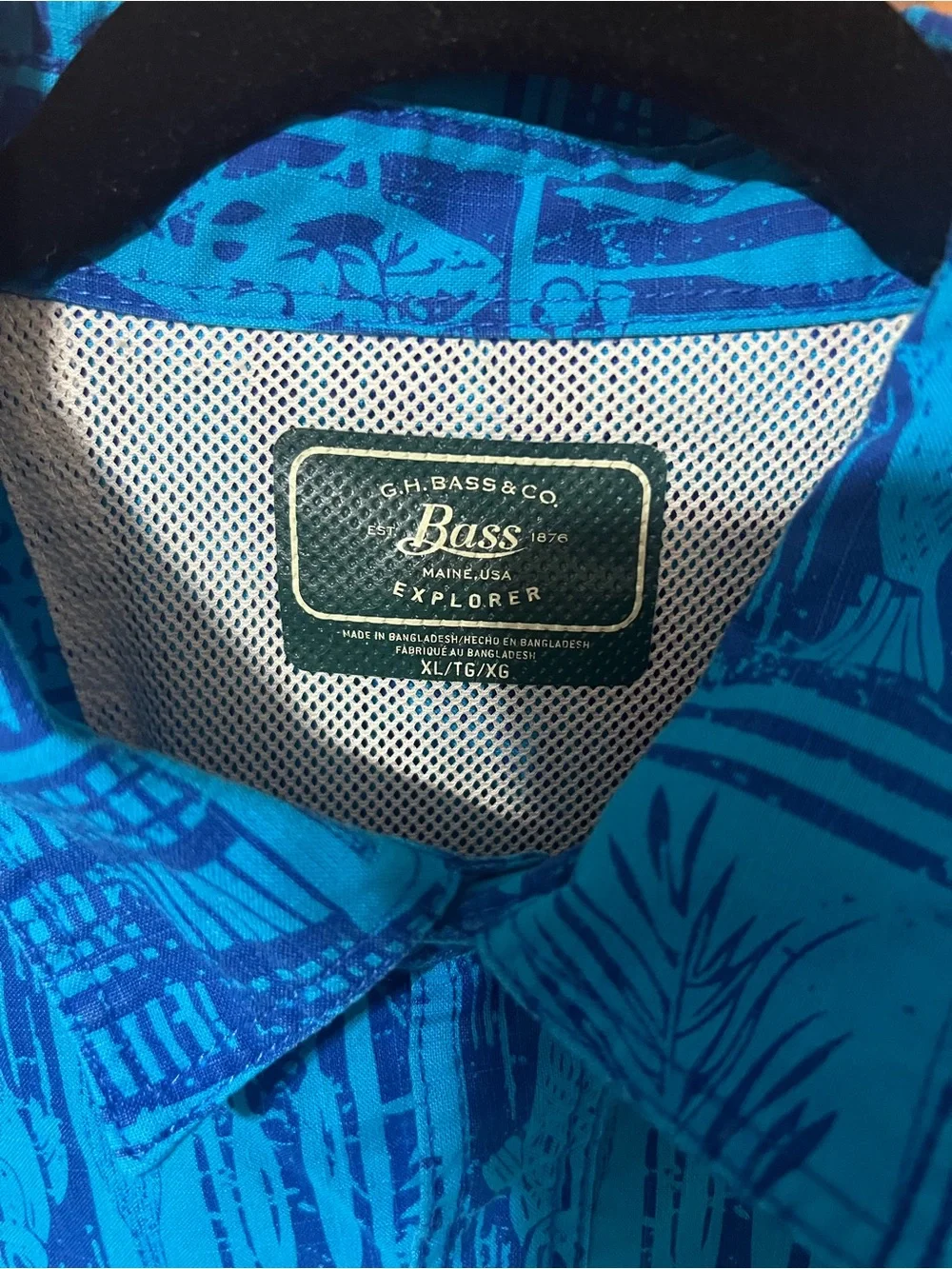 G.H. Bass & Co. Bright Blue Tropical Print Short-Sleeve Button-Down Shirt